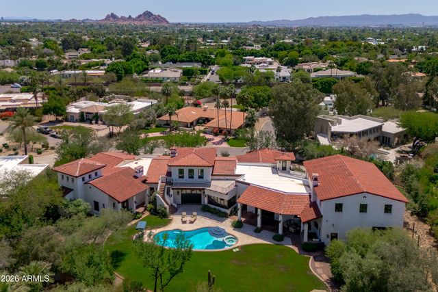 5434 E CAMELHILL Road, Phoenix, AZ 85018