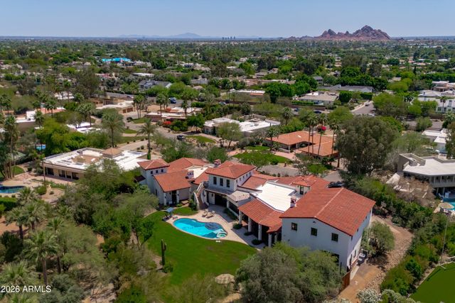 5434 E CAMELHILL Road, Phoenix, AZ 85018