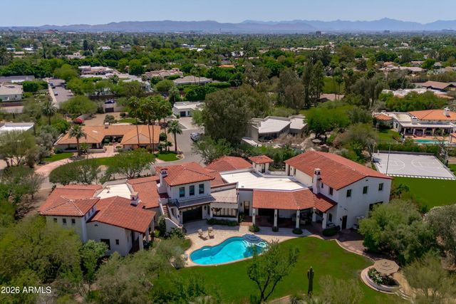 5434 E CAMELHILL Road, Phoenix, AZ 85018