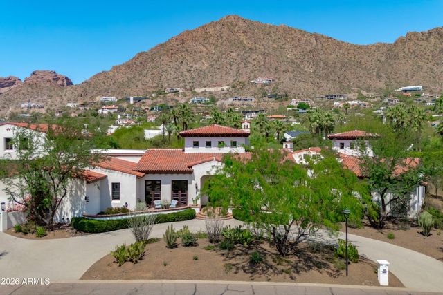 5434 E CAMELHILL Road, Phoenix, AZ 85018