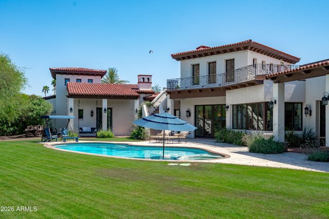 5434 E CAMELHILL Road, Phoenix, AZ 85018