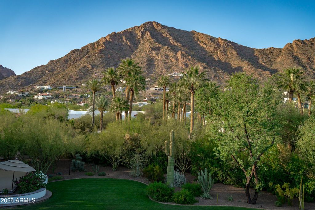 5434 E CAMELHILL Road, Phoenix, AZ 85018 — photo 4