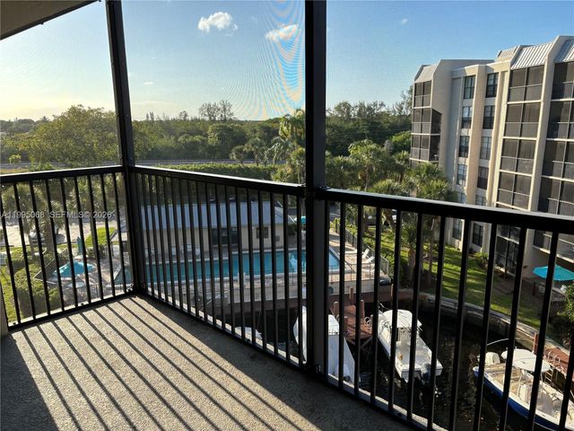 21 Royal Palm way 5060, Boca Raton, FL 33432