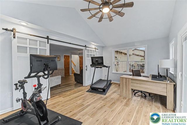 2384 James Drive, South Whitehall Twp, PA 18104