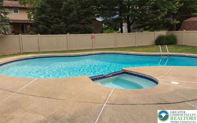 2384 James Drive, South Whitehall Twp, PA 18104