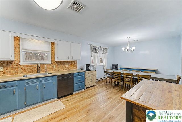 2384 James Drive, South Whitehall Twp, PA 18104