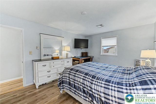 2384 James Drive, South Whitehall Twp, PA 18104
