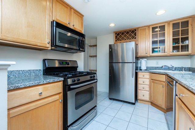 9 Bow St 9, Arlington, MA 02474