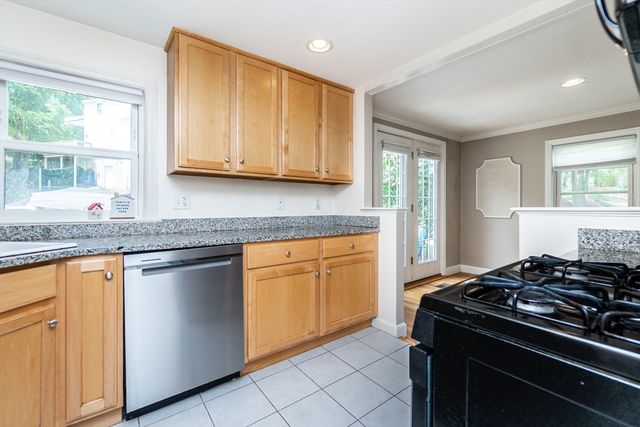 9 Bow St 9, Arlington, MA 02474