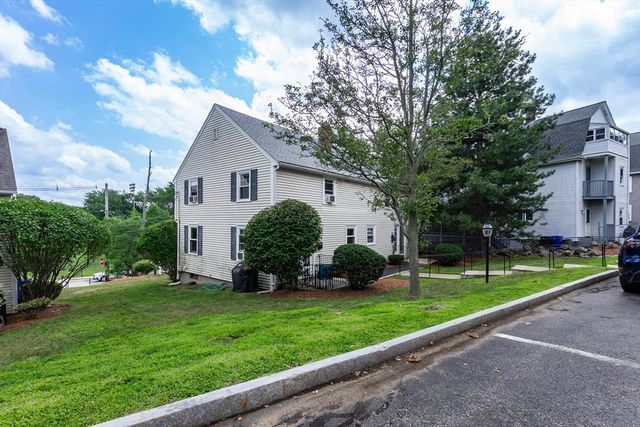 9 Bow St 9, Arlington, MA 02474