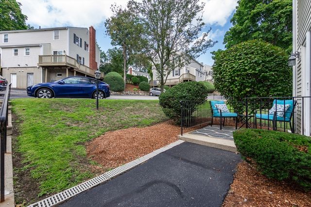 9 Bow St 9, Arlington, MA 02474