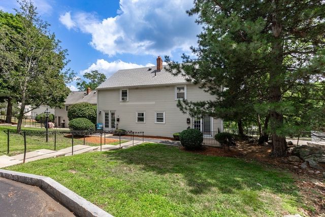 9 Bow St 9, Arlington, MA 02474