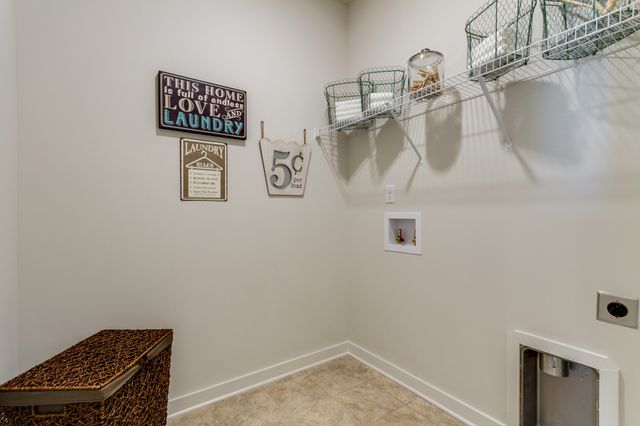 1336 Gentry Drive, Clarksville, TN 37043