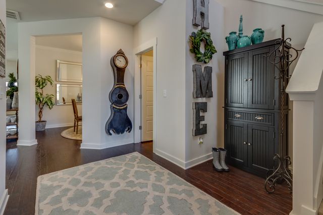 1336 Gentry Drive, Clarksville, TN 37043