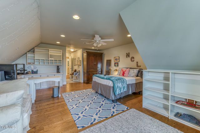 2416 Edinburgh Channel Road, Kingsport, TN 37664