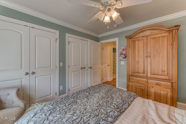 2416 Edinburgh Channel Road, Kingsport, TN 37664