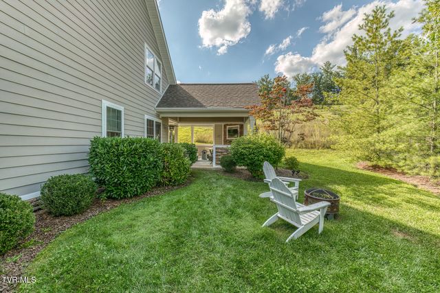 2416 Edinburgh Channel Road, Kingsport, TN 37664