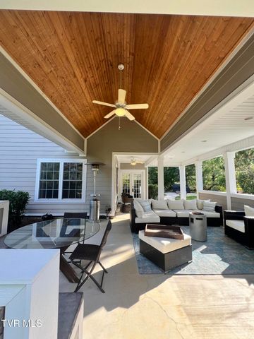 2416 Edinburgh Channel Road, Kingsport, TN 37664