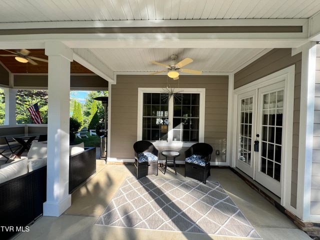 2416 Edinburgh Channel Road, Kingsport, TN 37664