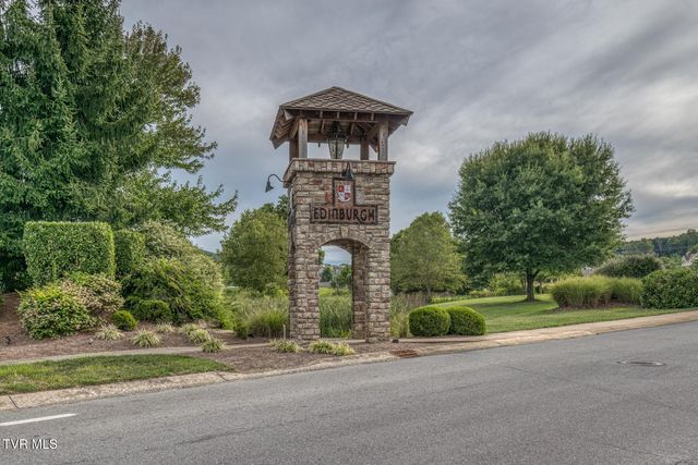 2416 Edinburgh Channel Road, Kingsport, TN 37664