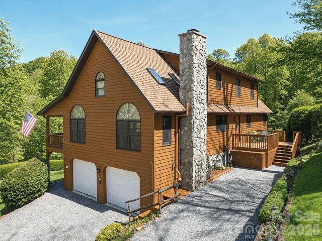 89 Stump Lane, Maggie Valley, NC 28751