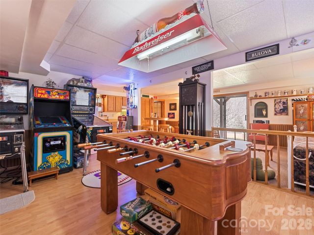89 Stump Lane, Maggie Valley, NC 28751