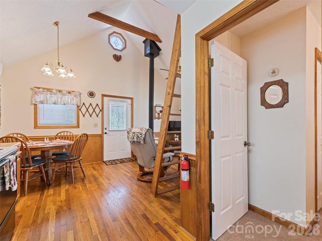 89 Stump Lane, Maggie Valley, NC 28751