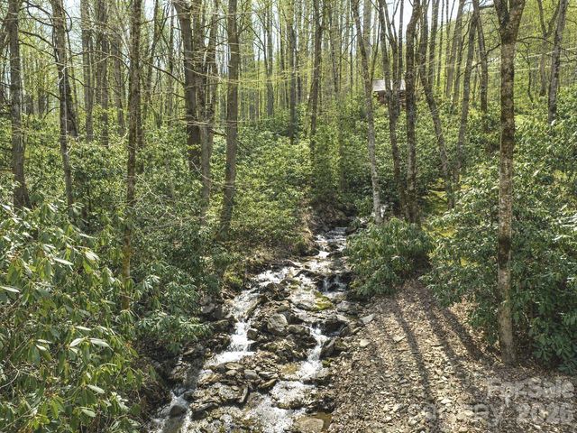 89 Stump Lane, Maggie Valley, NC 28751