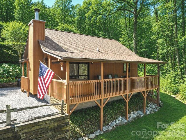 89 Stump Lane, Maggie Valley, NC 28751