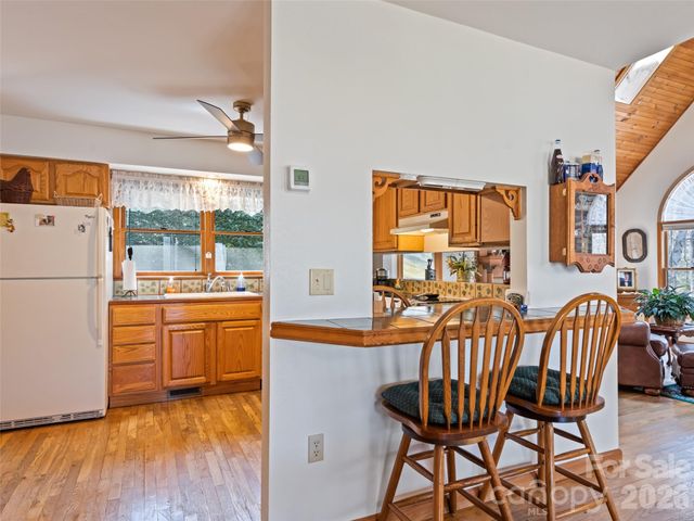 89 Stump Lane, Maggie Valley, NC 28751