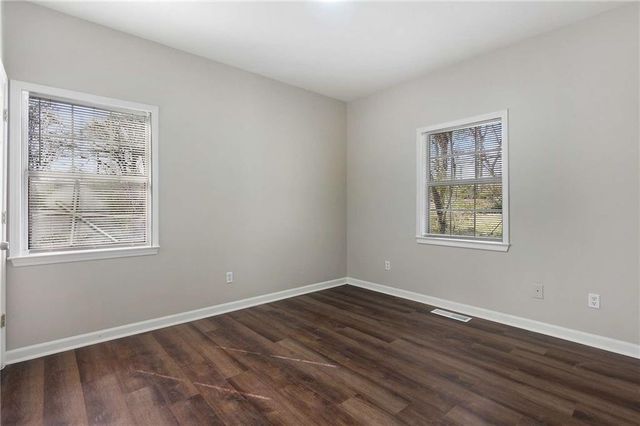 1396 Kennesaw NW Drive B, Atlanta, GA 30318