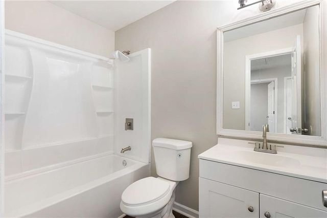 1396 Kennesaw NW Drive B, Atlanta, GA 30318