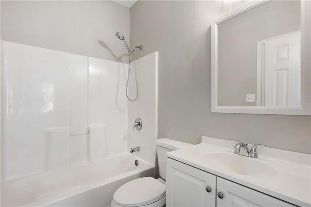 1396 Kennesaw NW Drive B, Atlanta, GA 30318