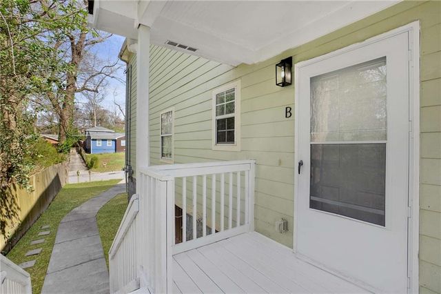 1396 Kennesaw NW Drive B, Atlanta, GA 30318