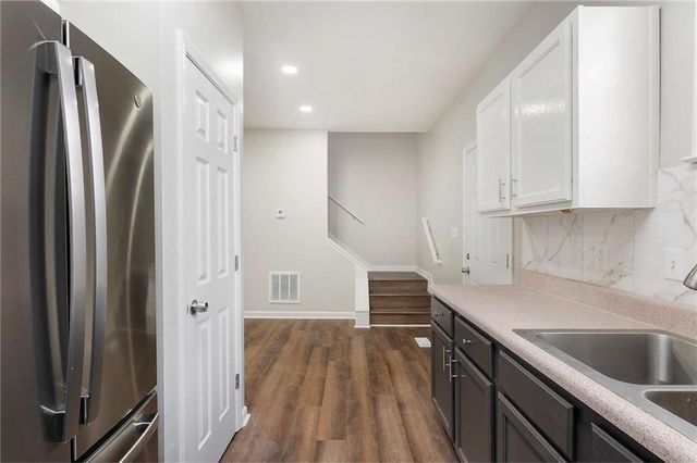 1396 Kennesaw NW Drive B, Atlanta, GA 30318