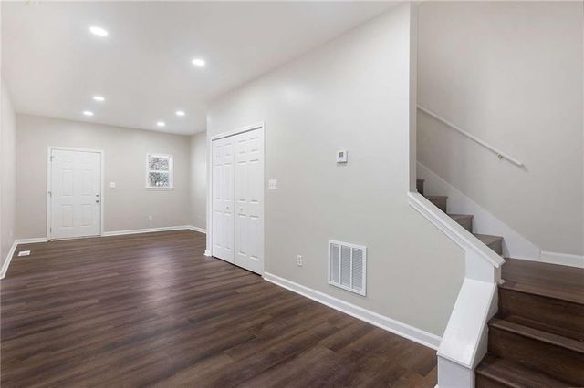 1396 Kennesaw NW Drive B, Atlanta, GA 30318