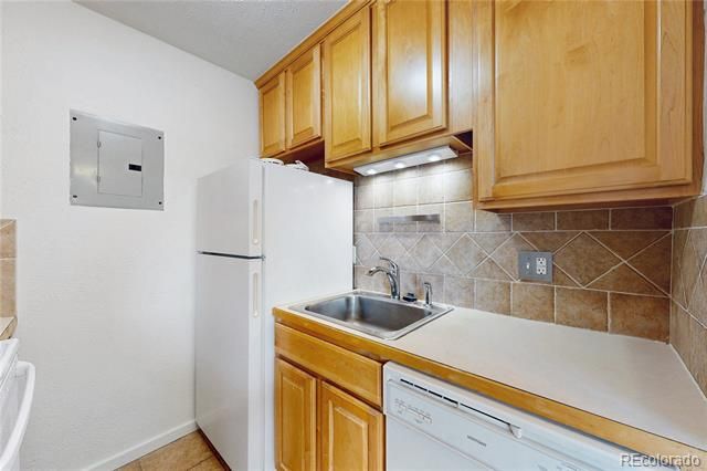 733 E 2nd Avenue 304, Denver, CO 80203