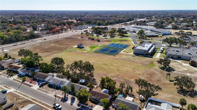 8836 HUNTSMAN LANE, Port Richey, FL 34668