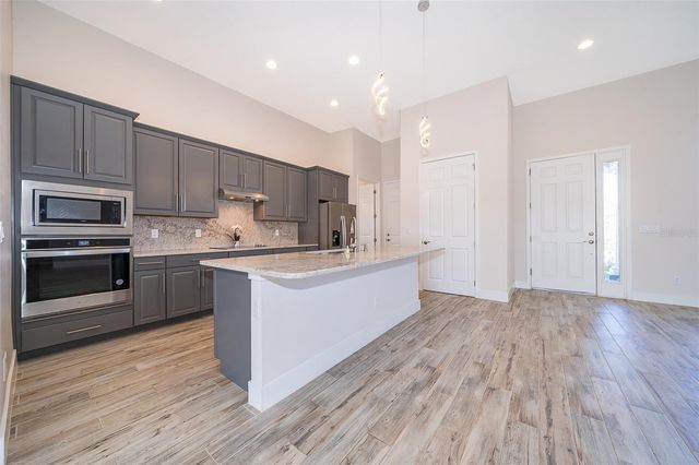 2400 SYMPHONY CIRCLE, St Cloud, FL 34771