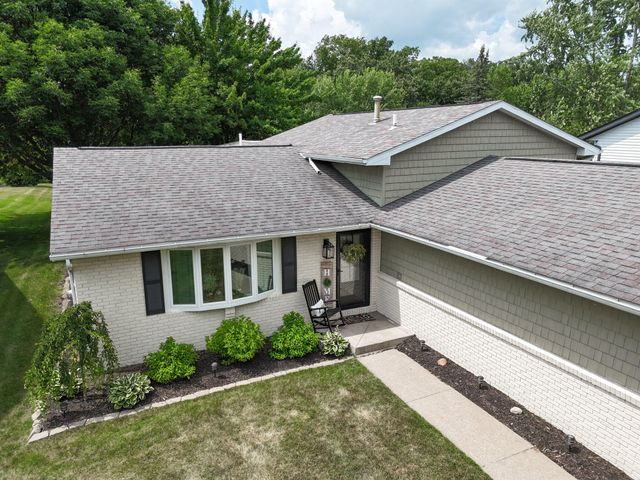 2155 Greenvalley Drive, Crown Point, IN 46307