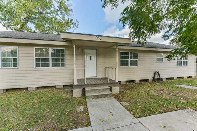 1030 Perkins, Bacliff, TX 77518