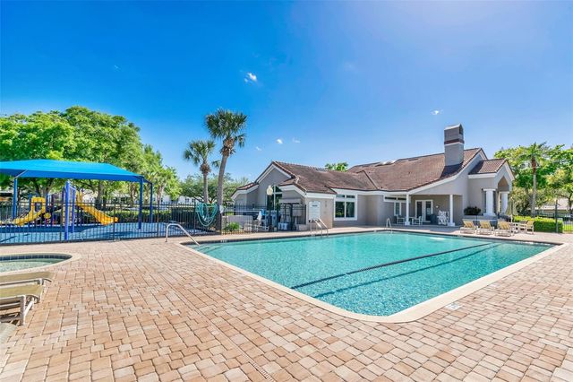 7432 SPARKLING LAKE RD, Orlando, FL 32819