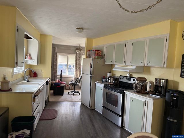 194 Broadmore Av NE, Salem, OR 97301