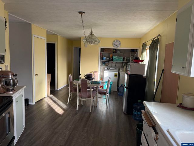 194 Broadmore Av NE, Salem, OR 97301