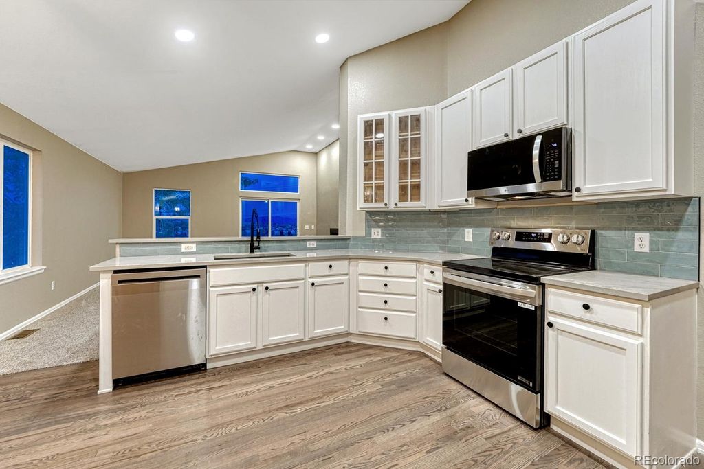 Image 13 of property listing at 7548 Lebrun Court, Lone Tree, CO 80124