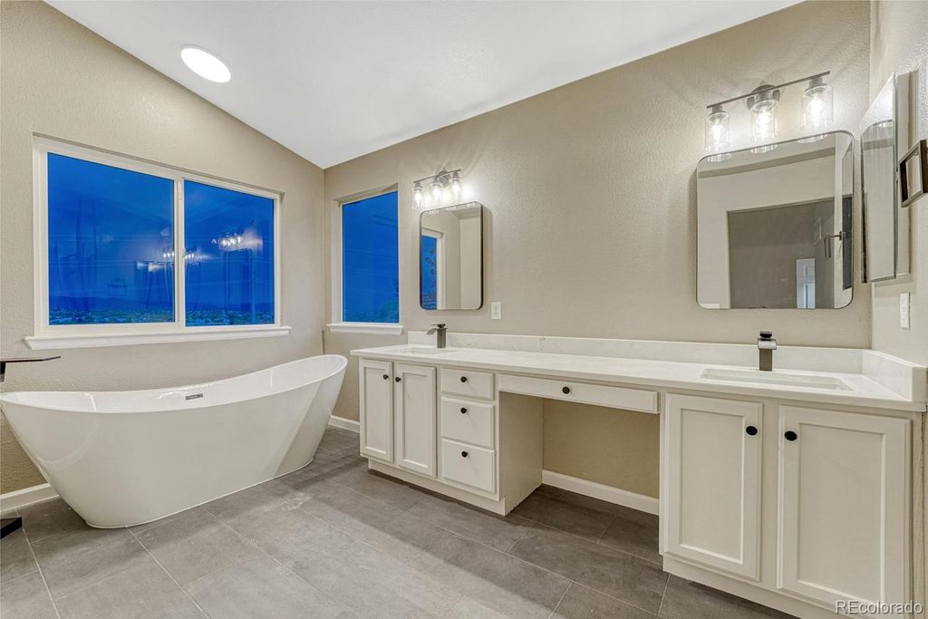 Image 21 of property listing at 7548 Lebrun Court, Lone Tree, CO 80124