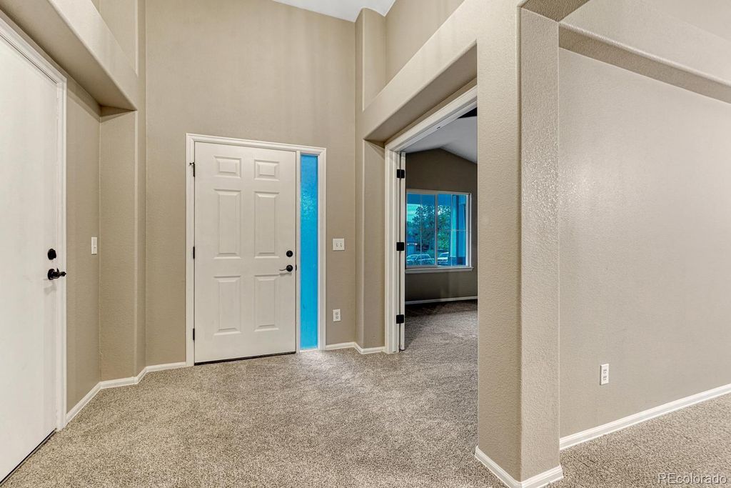 Image 3 of property listing at 7548 Lebrun Court, Lone Tree, CO 80124
