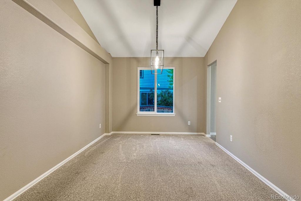 Image 7 of property listing at 7548 Lebrun Court, Lone Tree, CO 80124