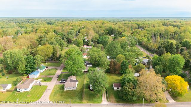 5733 Sleight Road, Bath, MI 48808