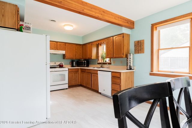 5733 Sleight Road, Bath, MI 48808
